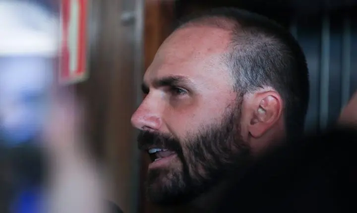 STF decide se Eduardo Bolsonaro será condenado no processo do tarifaço